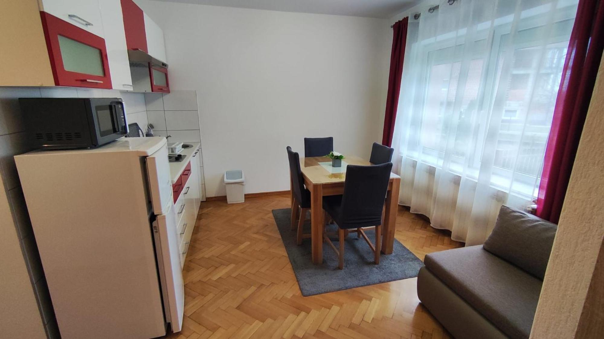 House Bogovic Apartment Karlovac Exterior foto
