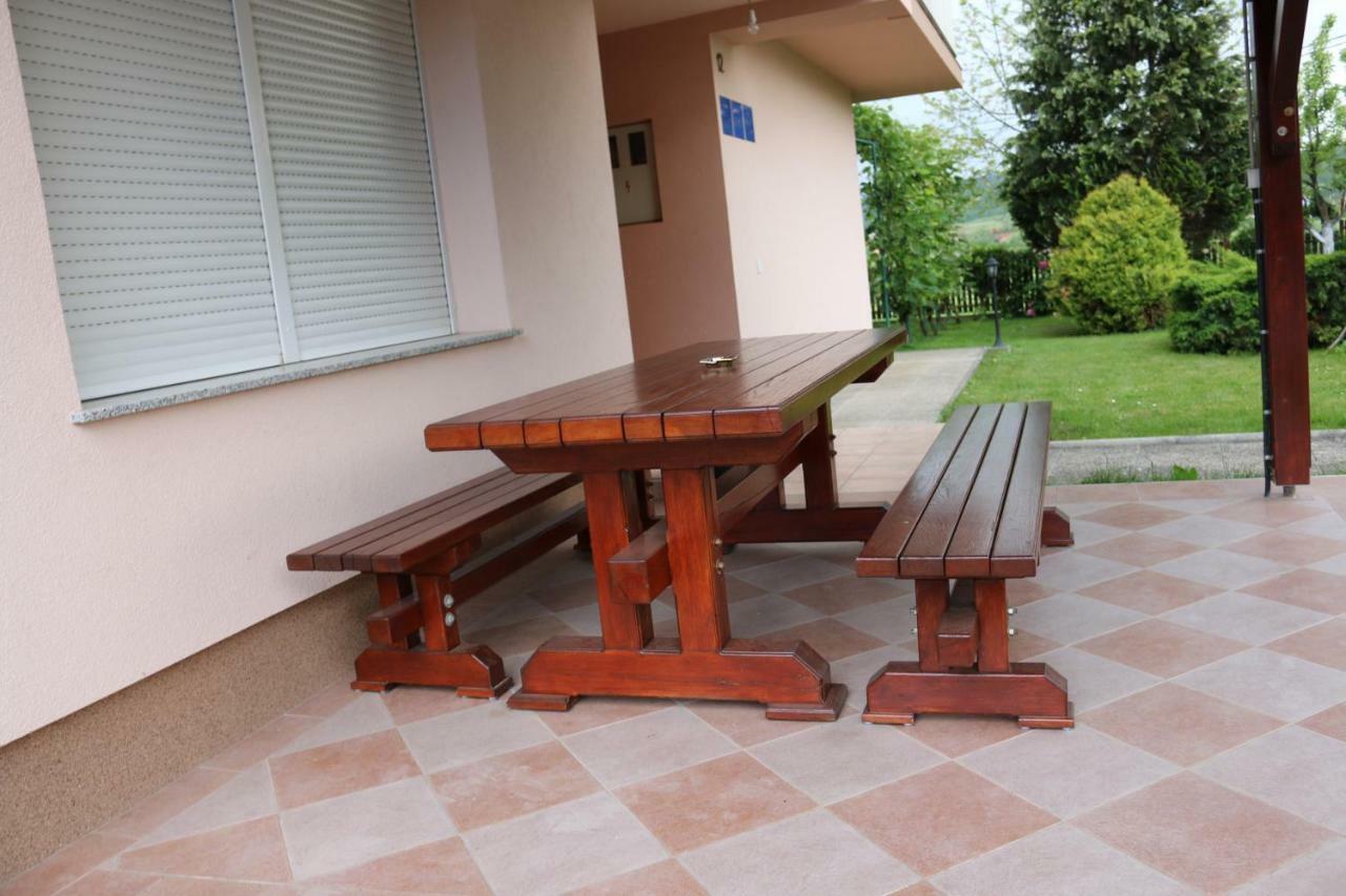 House Bogovic Apartment Karlovac Exterior foto